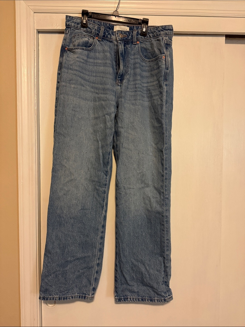 Zara Men's Straight Jeans in Faded Blue